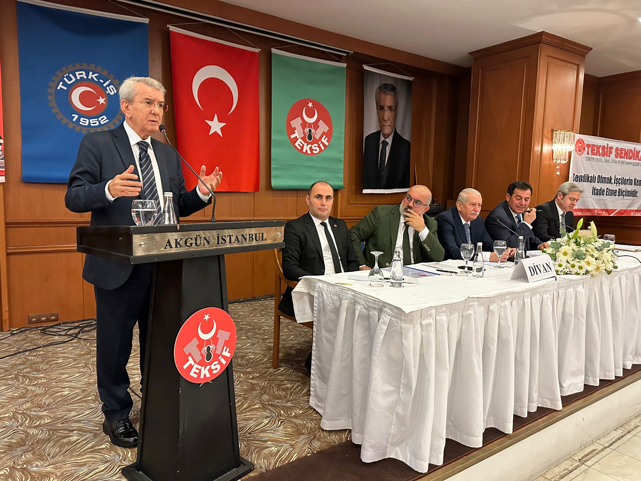 YEDİKULE ŞUBEMİZİN 19. OLAĞAN GENEL KURULU GERÇEKLEŞTİ görseli