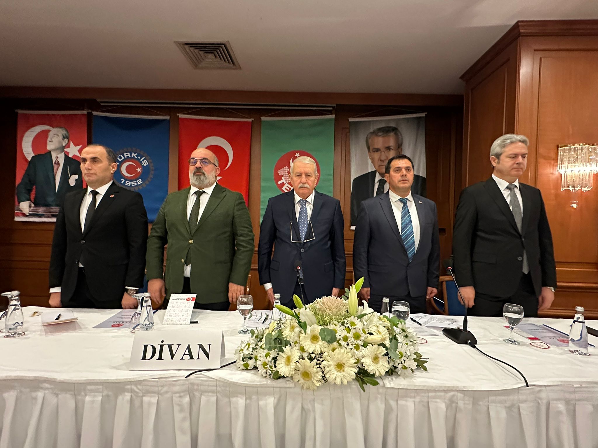 YEDİKULE ŞUBEMİZİN 19. OLAĞAN GENEL KURULU GERÇEKLEŞTİ görseli