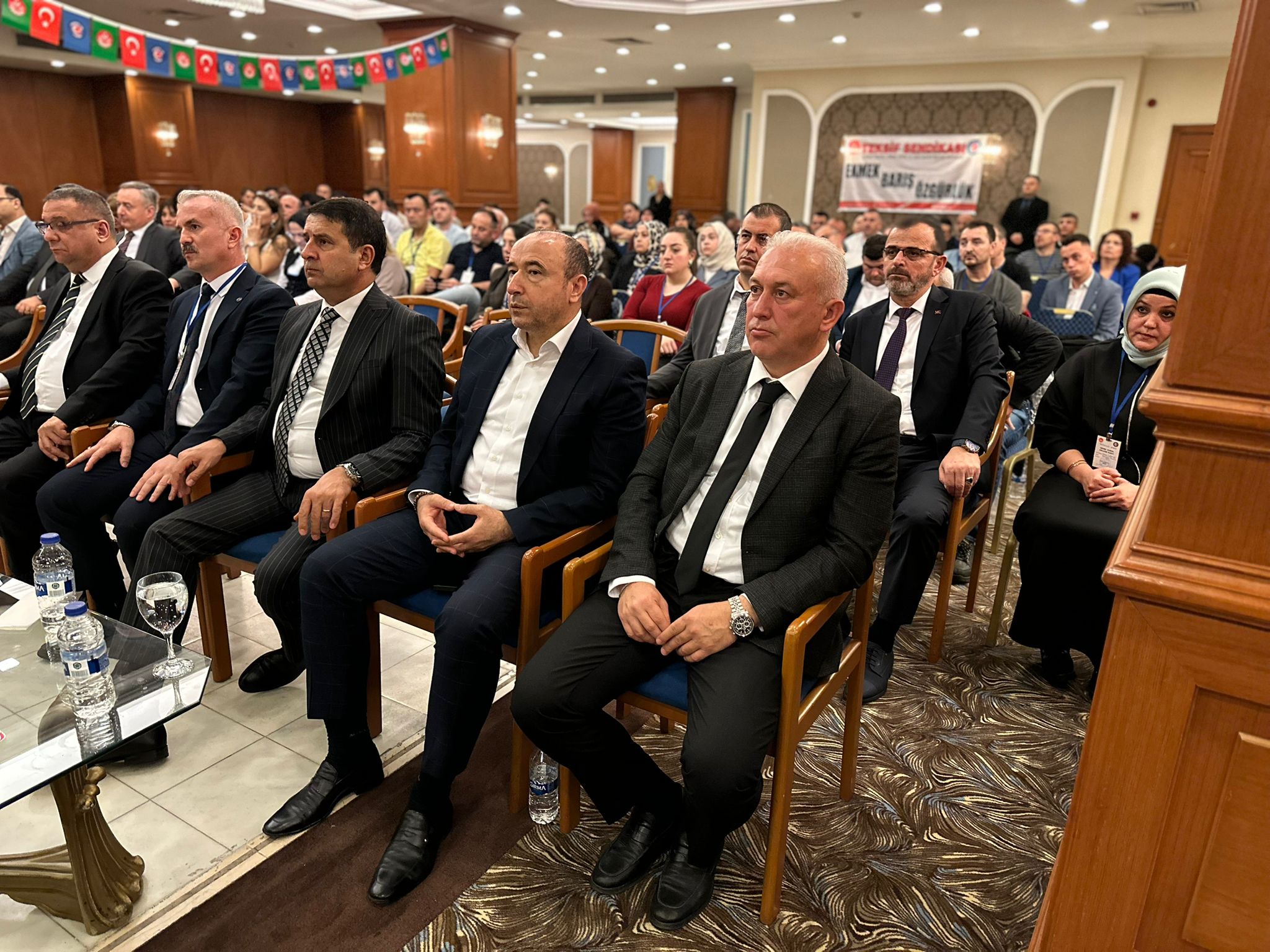 YEDİKULE ŞUBEMİZİN 19. OLAĞAN GENEL KURULU GERÇEKLEŞTİ görseli