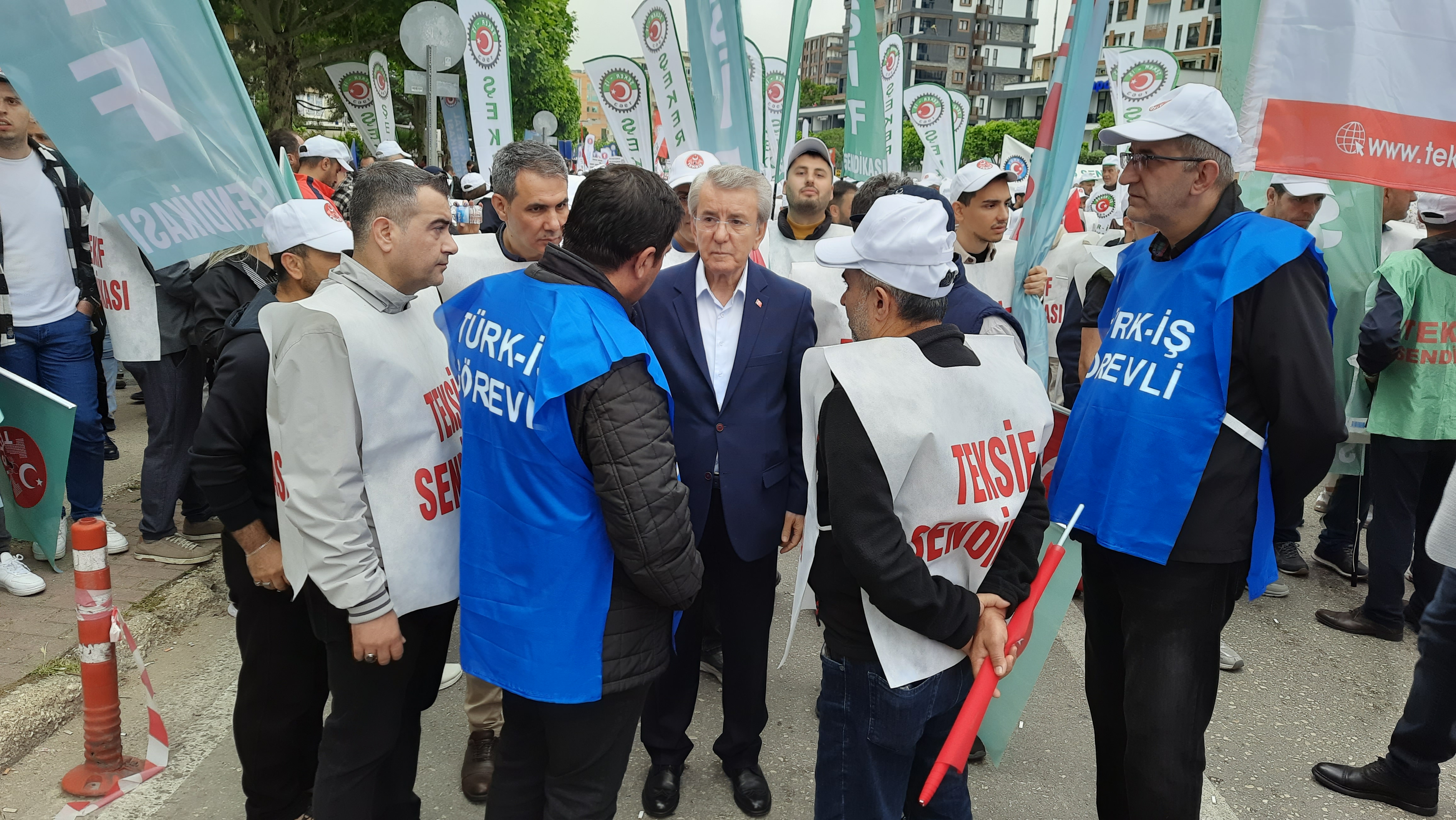 Yaşasın 1 Mayıs Emek ve Dayanışma Günü! görseli