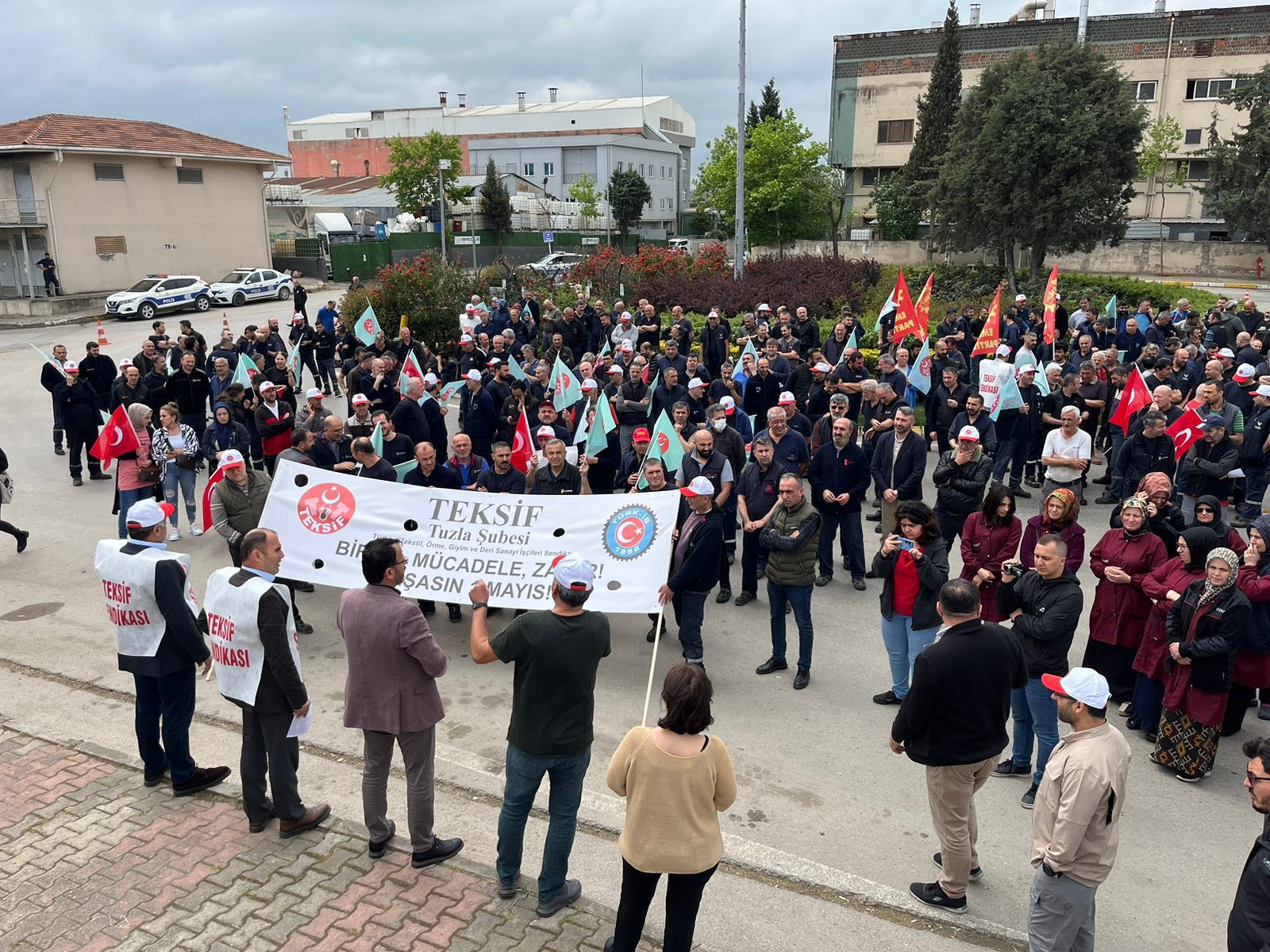 Yaşasın 1 Mayıs Emek ve Dayanışma Günü! görseli