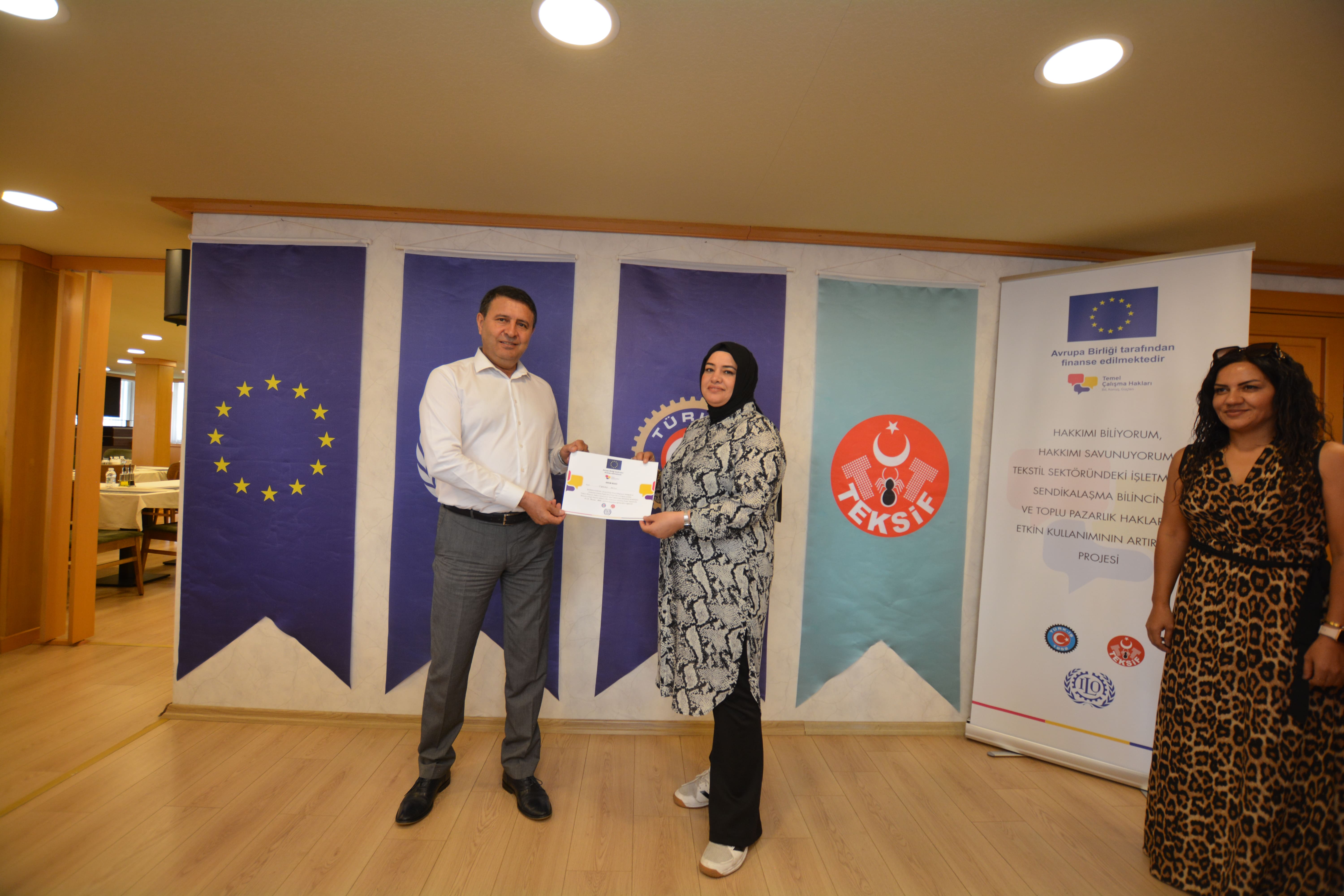 HAKKIMI BİLİYORUM, HAKKIMI SAVUNUYORUM PROJESİ 2. GRUP KADIN EĞİTİMİ GERÇEKLEŞTİ görseli