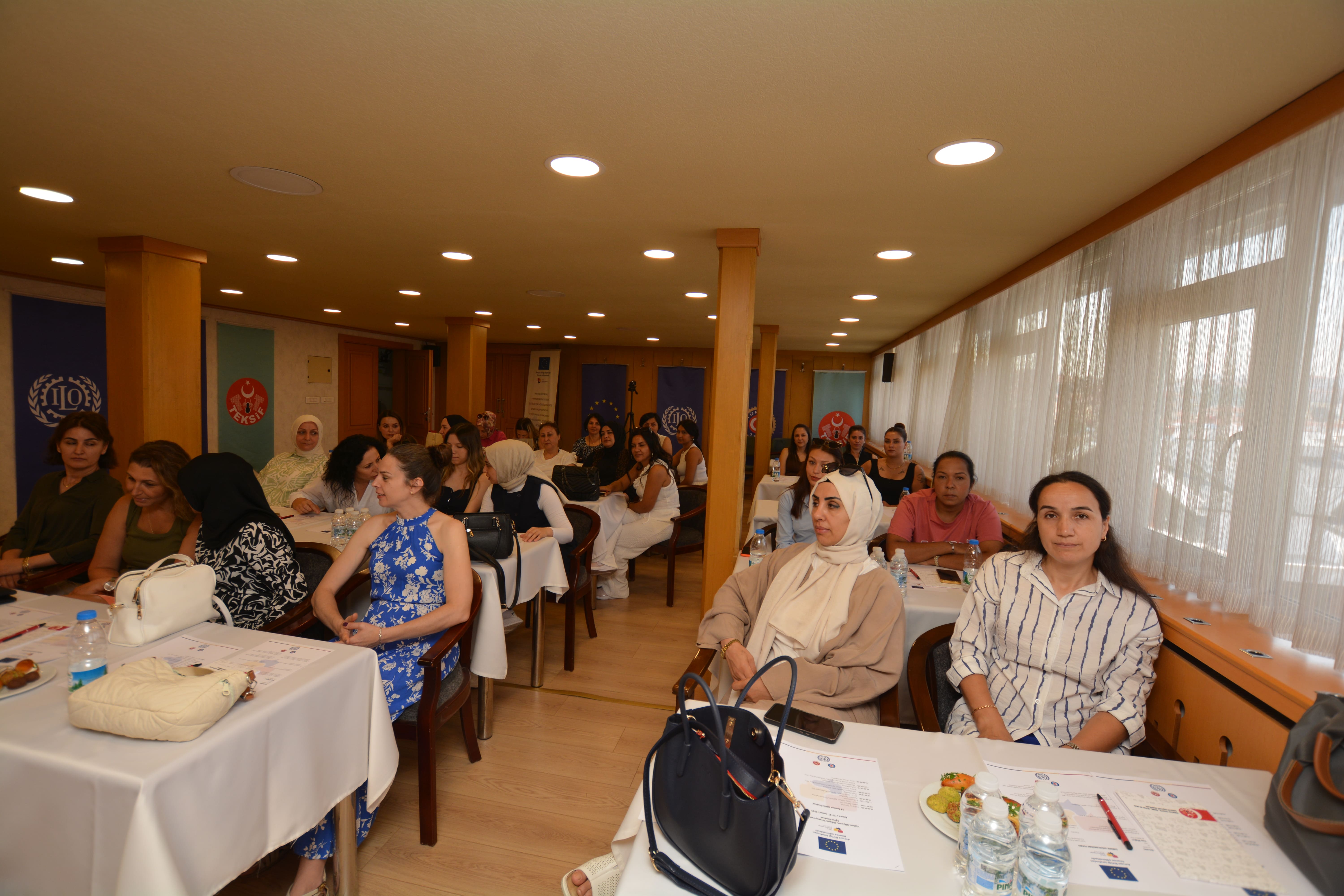 HAKKIMI BİLİYORUM, HAKKIMI SAVUNUYORUM PROJESİ 2. GRUP KADIN EĞİTİMİ GERÇEKLEŞTİ görseli