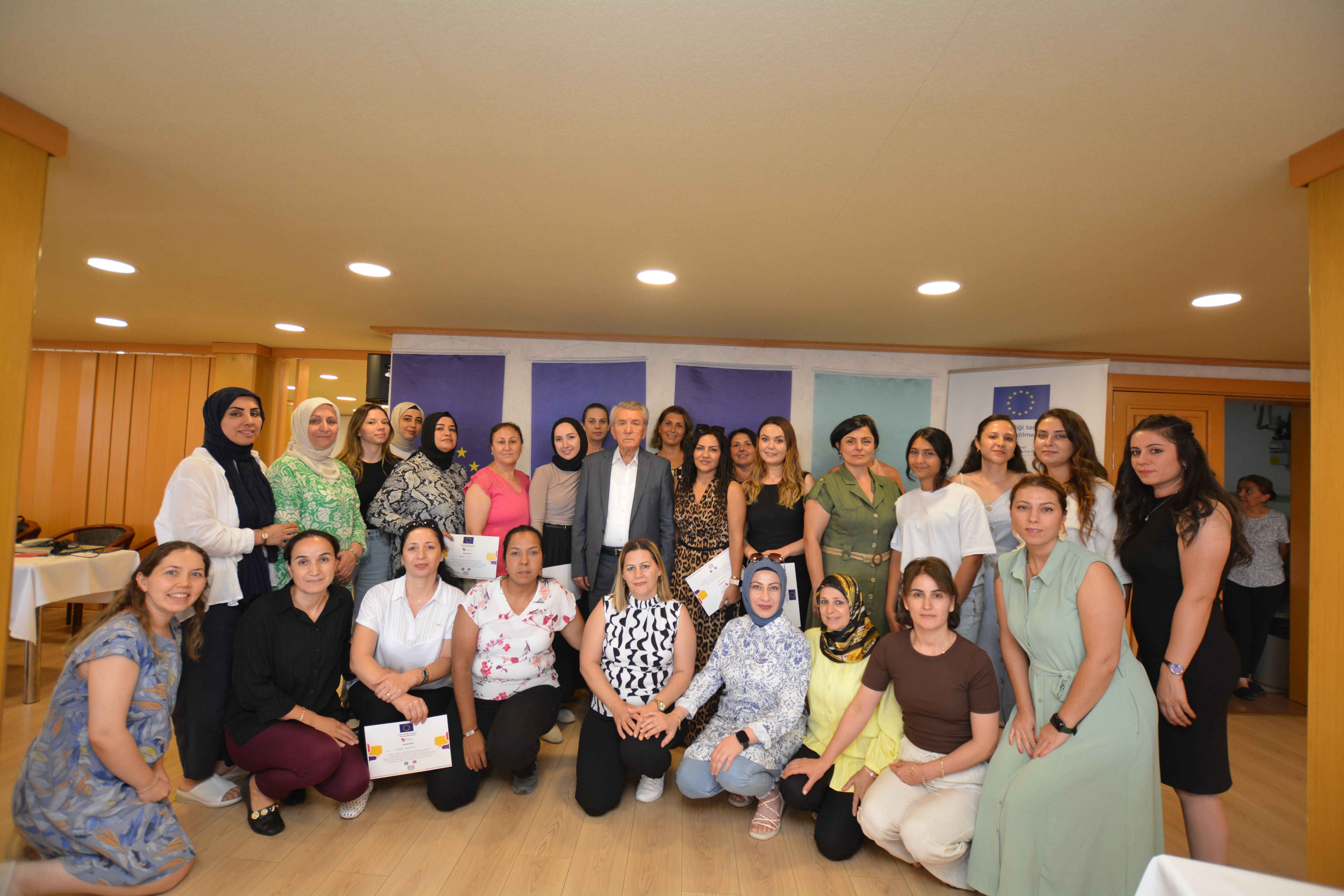 HAKKIMI BİLİYORUM, HAKKIMI SAVUNUYORUM PROJESİ 2. GRUP KADIN EĞİTİMİ GERÇEKLEŞTİ görseli