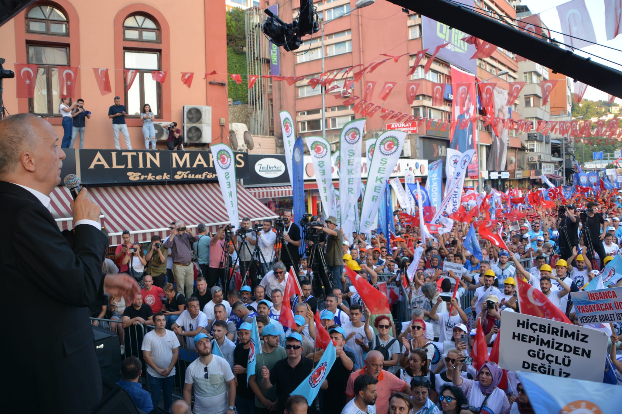 “ZORDAYIZ GEÇİNEMİYORUZ” MİTİNGİ ZONGULDAK'DA GERÇEKLEŞTİRİLDİ görseli