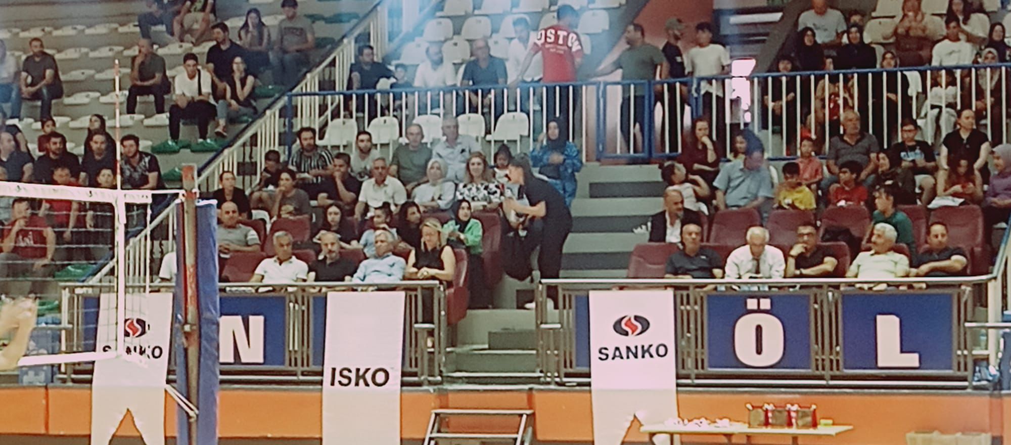 İSKO GELENEKSEL 12. VOLEYBOL TURNUVASI FİNALİ OYNANDI görseli