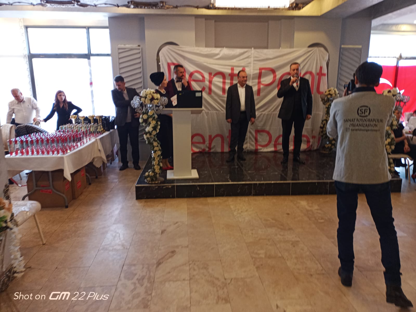 PENTİ ÇORAP’TA KIDEM ÖDÜLLERİ VE YILBAŞI YEMEĞİ EĞLENCESİ görseli