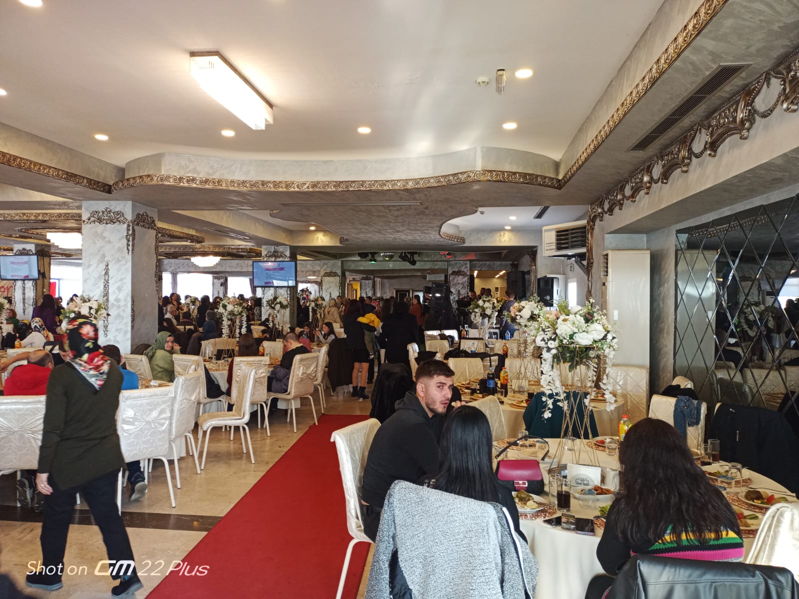 PENTİ ÇORAP’TA KIDEM ÖDÜLLERİ VE YILBAŞI YEMEĞİ EĞLENCESİ görseli