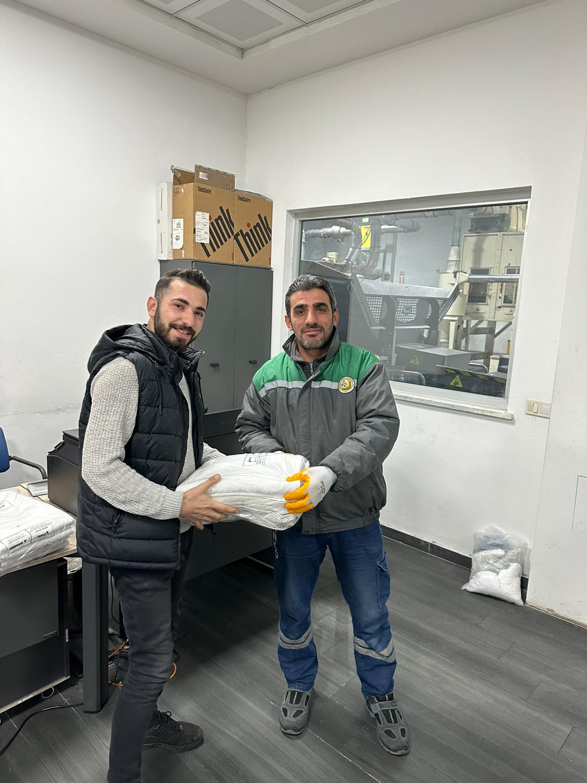 YILBAŞI HEDİYESİ DAĞITIMINI GERÇEKLEŞTİRİYORUZ görseli