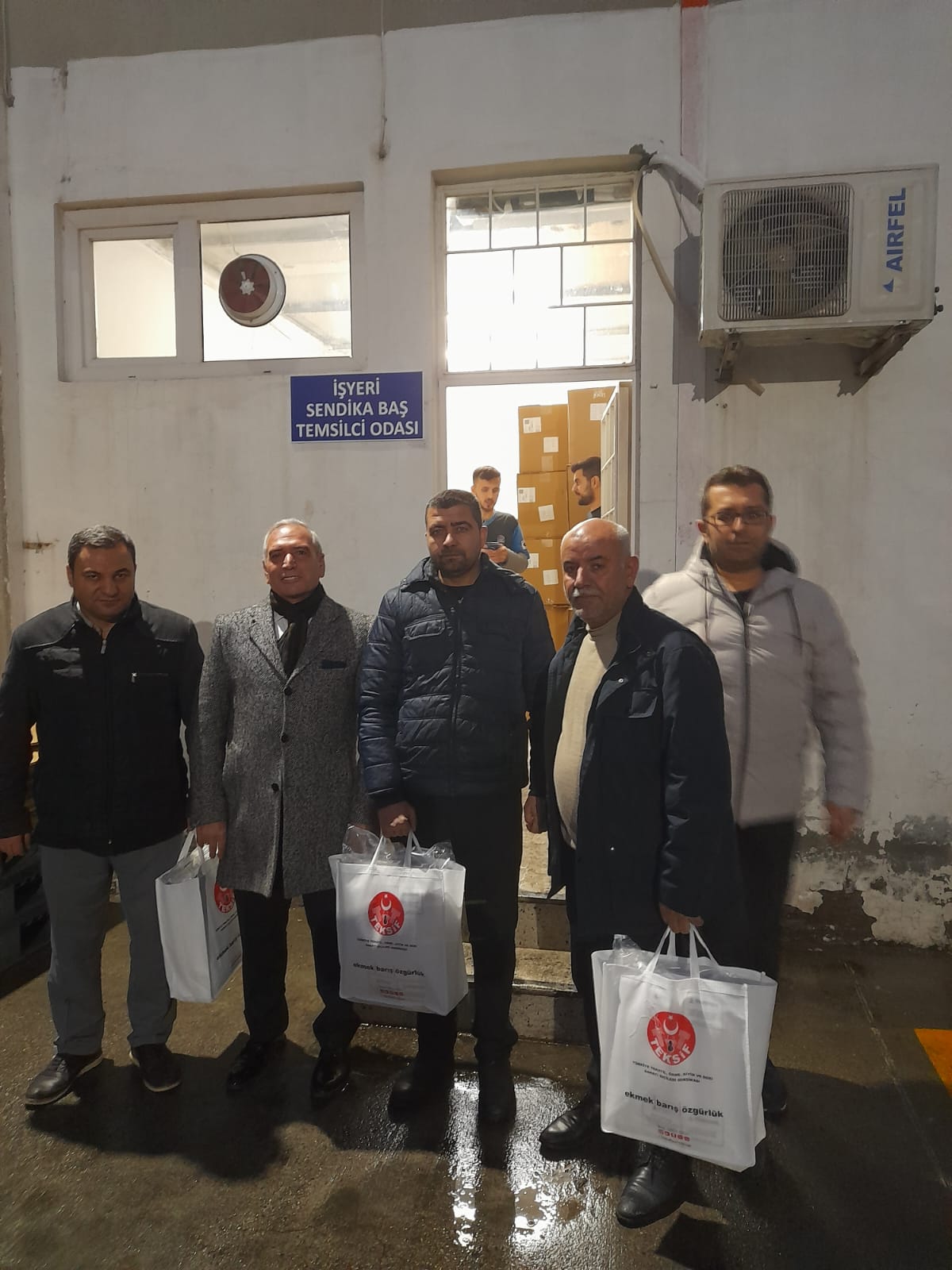 YILBAŞI HEDİYESİ DAĞITIMINI GERÇEKLEŞTİRİYORUZ görseli
