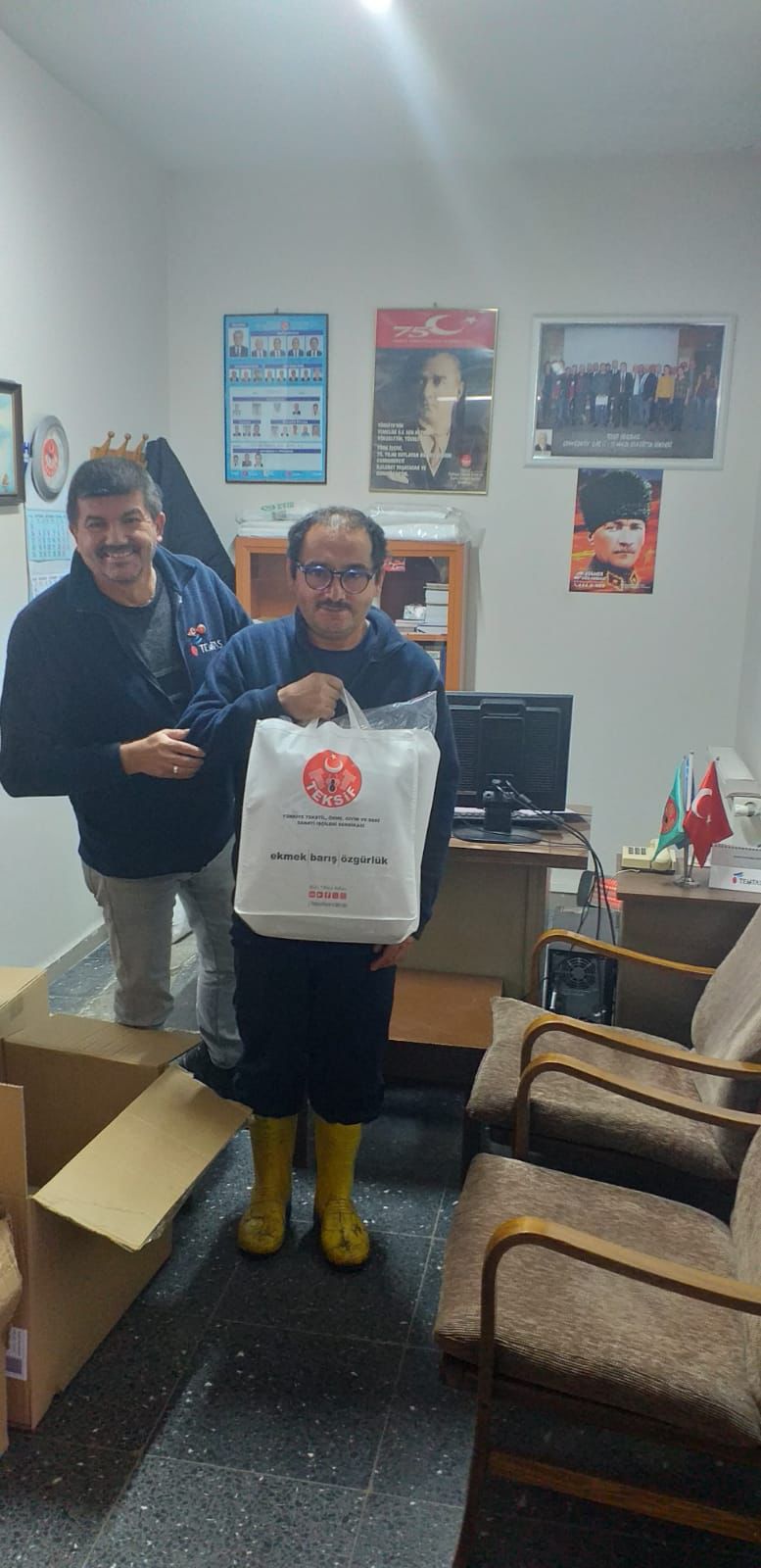 YILBAŞI HEDİYESİ DAĞITIMINI GERÇEKLEŞTİRMEYE BAŞLADIK görseli