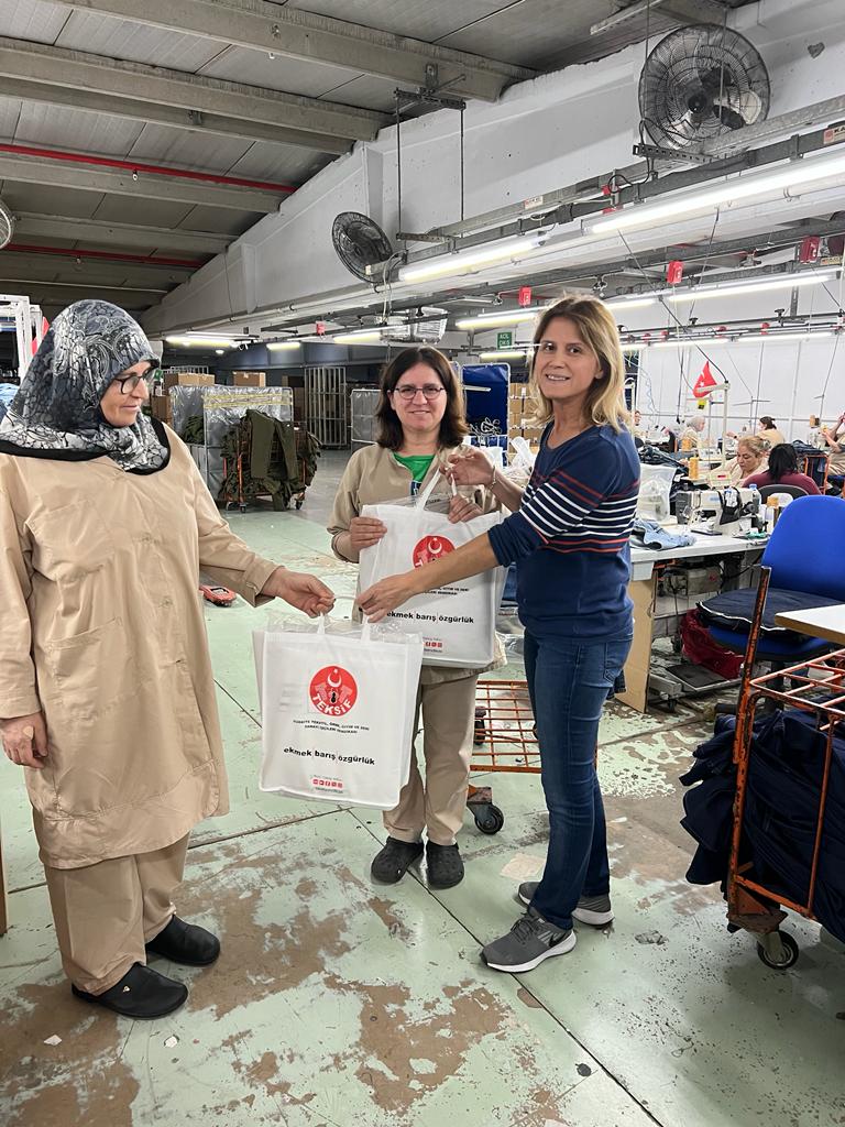 YILBAŞI HEDİYESİ DAĞITIMINI GERÇEKLEŞTİRMEYE BAŞLADIK görseli