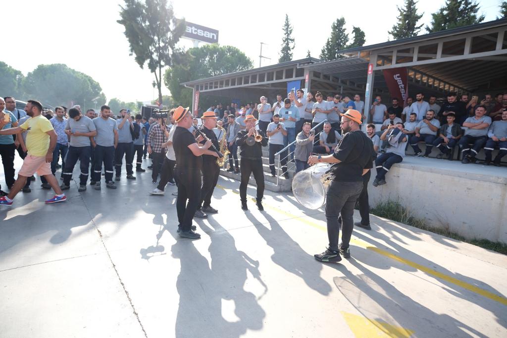 YATSAN YAZA VEDA PARTİSİ GERÇEKLEŞTİ görseli