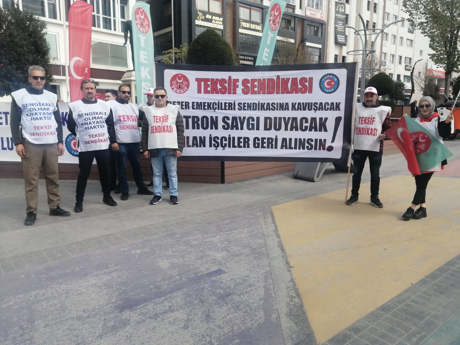 1 Mayıs İzmir görseli