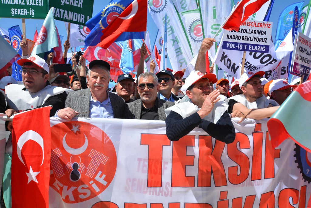 1 MAYIS İşçi ve Emekçiler Bayramı Kutlu Olsun görseli