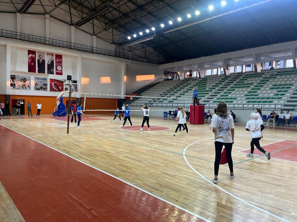 Geleneksel İSKO Voleybol Turnuvası Gerçekleşti görseli