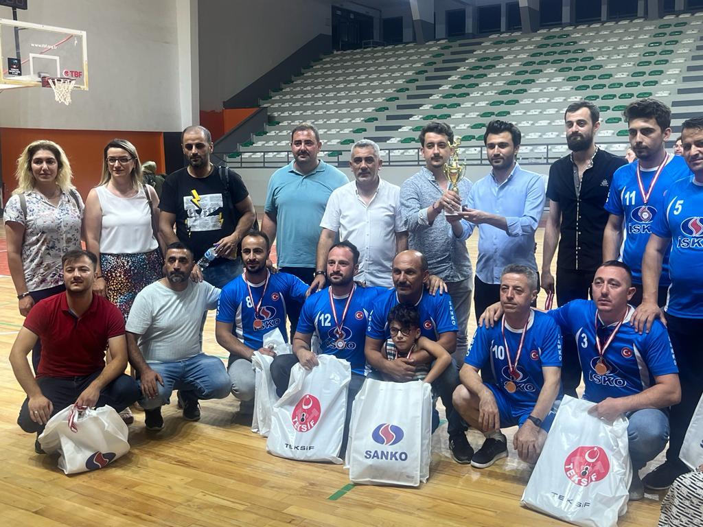 Geleneksel İSKO Voleybol Turnuvası Gerçekleşti görseli