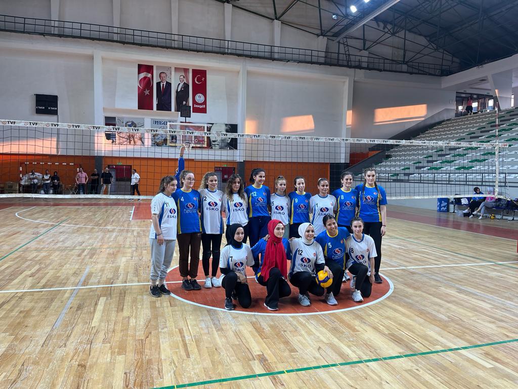 Geleneksel İSKO Voleybol Turnuvası Gerçekleşti görseli