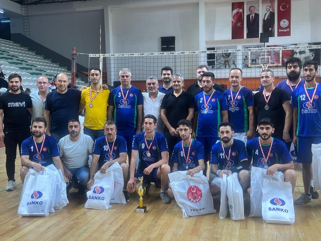 Geleneksel İSKO Voleybol Turnuvası Gerçekleşti görseli