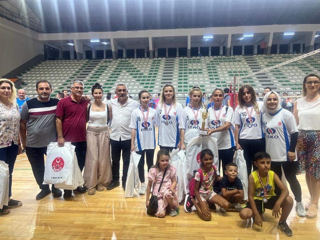 Geleneksel İSKO Voleybol Turnuvası Gerçekleşti görseli