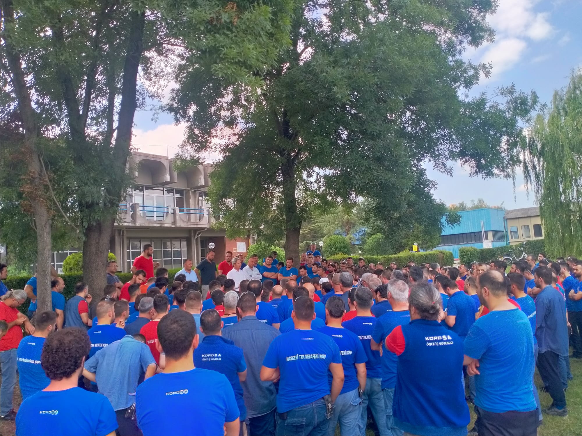 Kocaeli Şube Başkanımız İlhan Özaydın üyelerimize bilgilendirme yaptı. görseli