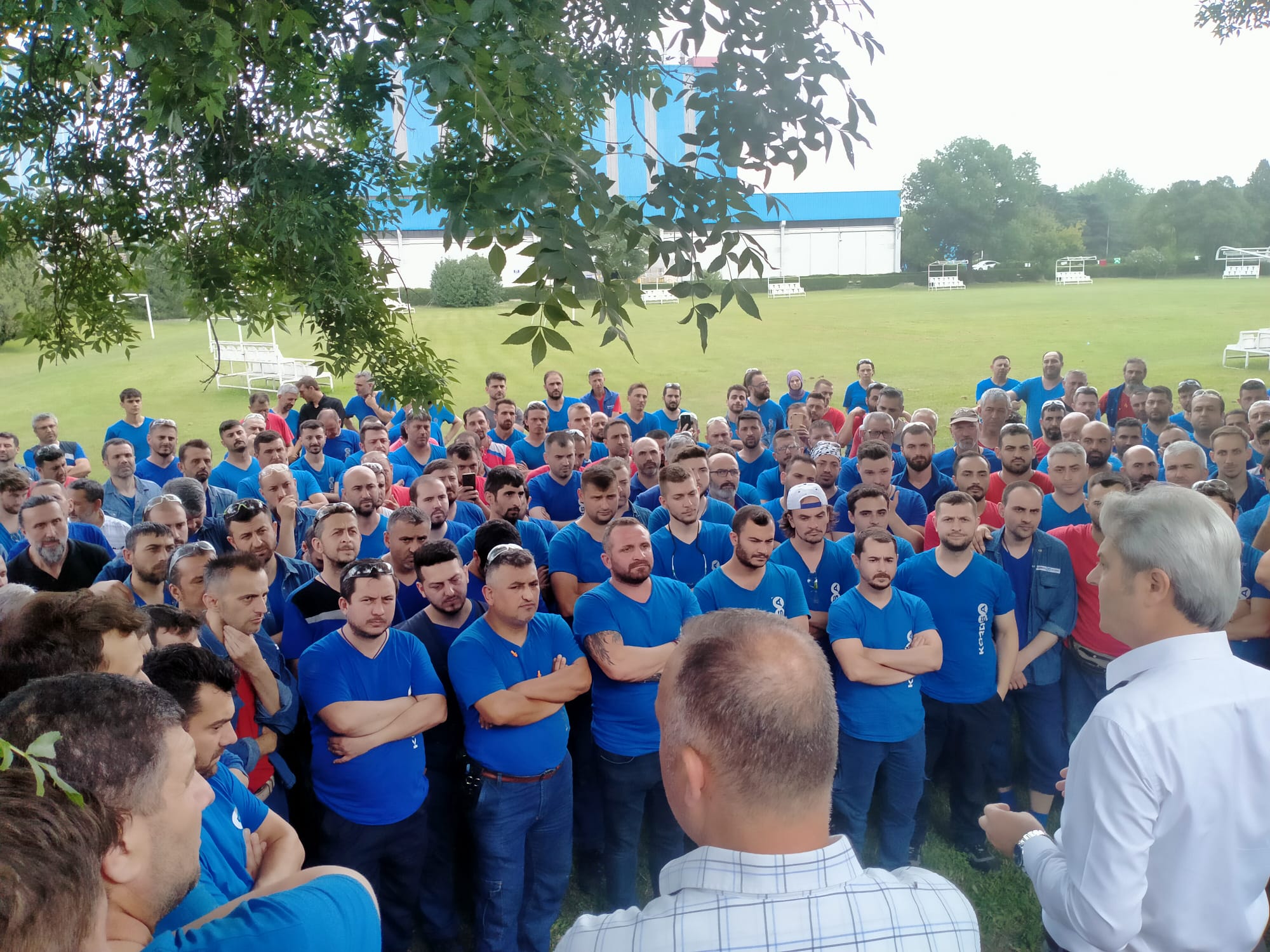 Kocaeli Şube Başkanımız İlhan Özaydın üyelerimize bilgilendirme yaptı. görseli