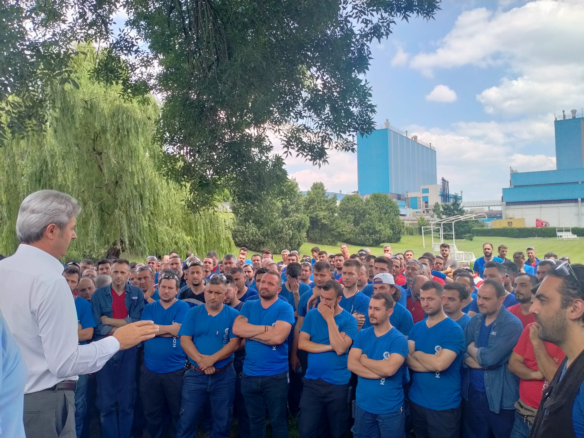 Kocaeli Şube Başkanımız İlhan Özaydın üyelerimize bilgilendirme yaptı.