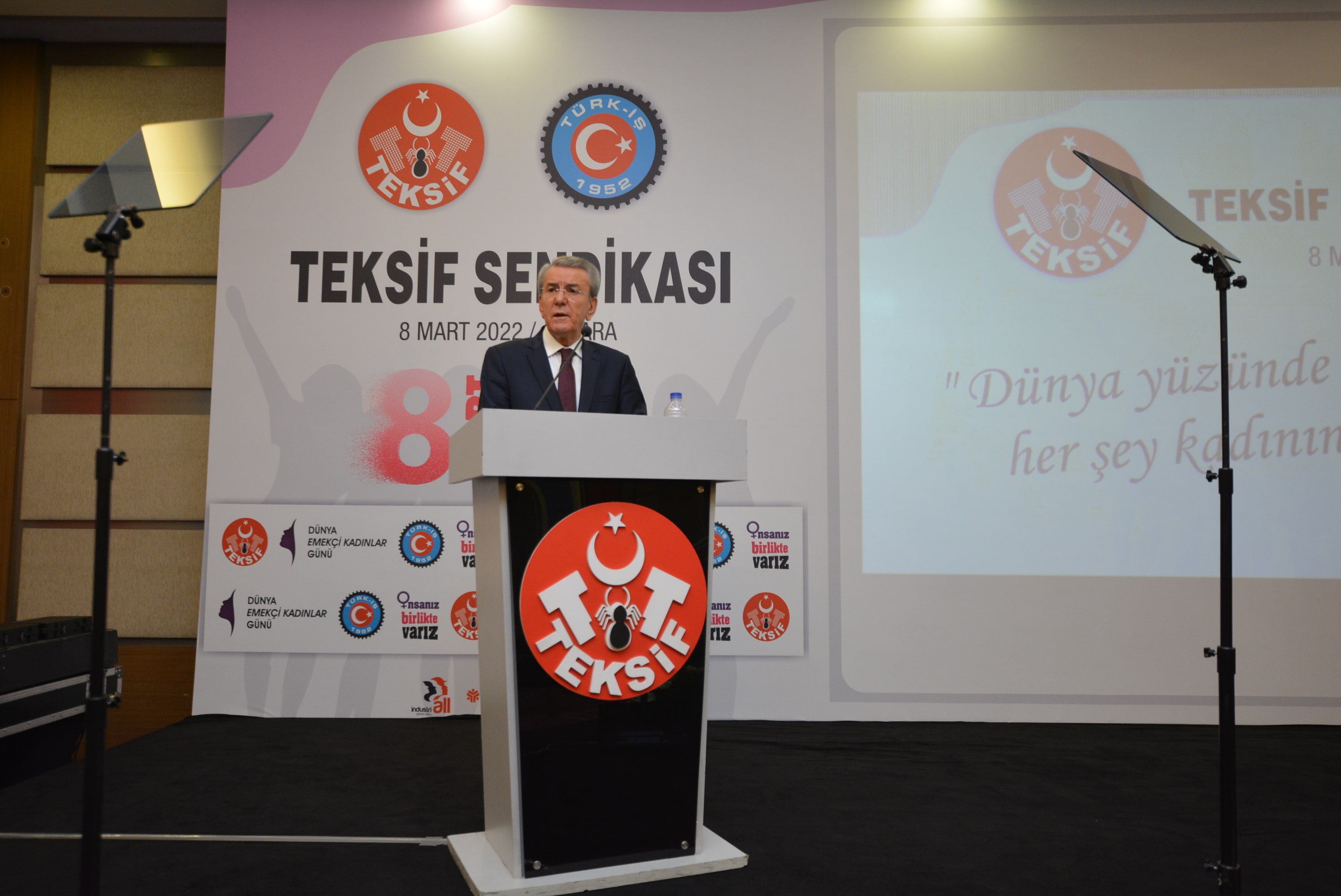 8 MART KADIN İŞÇİLER KURULTAYI GERÇEKLEŞTİ görseli
