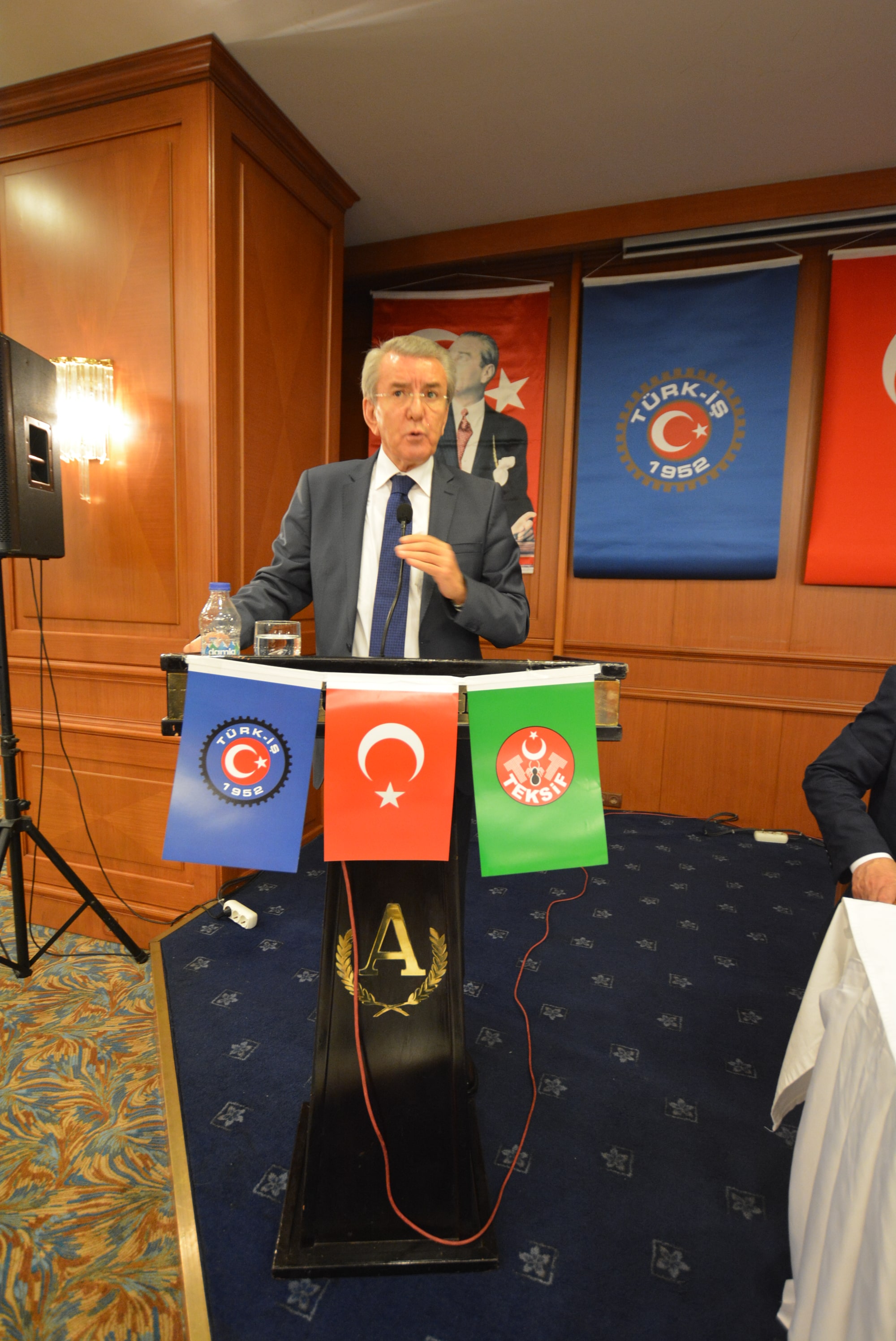 YEDİKULE ŞUBEMİZİN 18. OLAĞAN GENEL KURULU GERÇEKLEŞTİ görseli