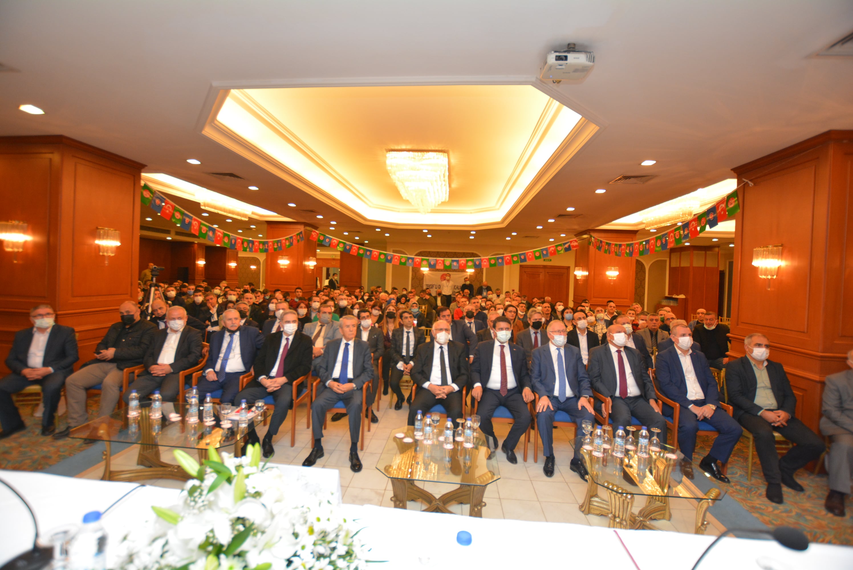 YEDİKULE ŞUBEMİZİN 18. OLAĞAN GENEL KURULU GERÇEKLEŞTİ görseli