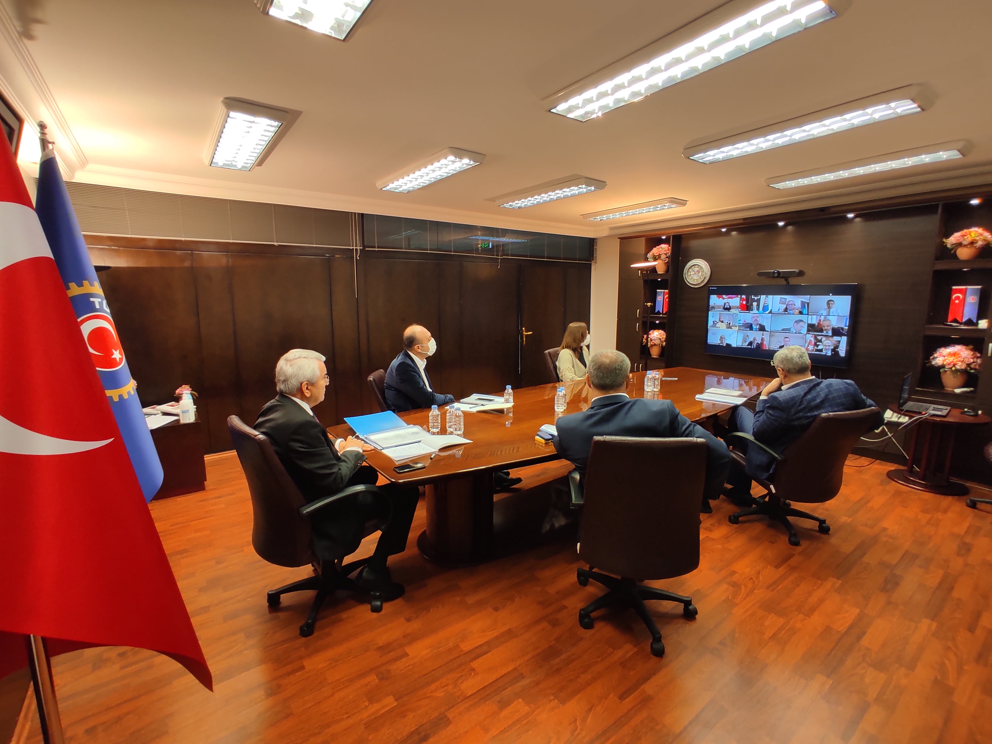 ASGARİ ÜCRET TESPİT KOMİSYONU 2. TOPLANTISINI GERÇEKLEŞTİRDİ görseli