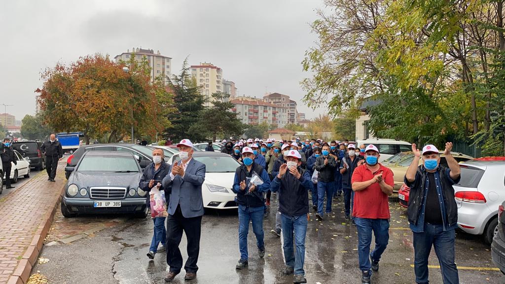 Torba Kanun Teklifine Karşı Alkışlı Protesto görseli