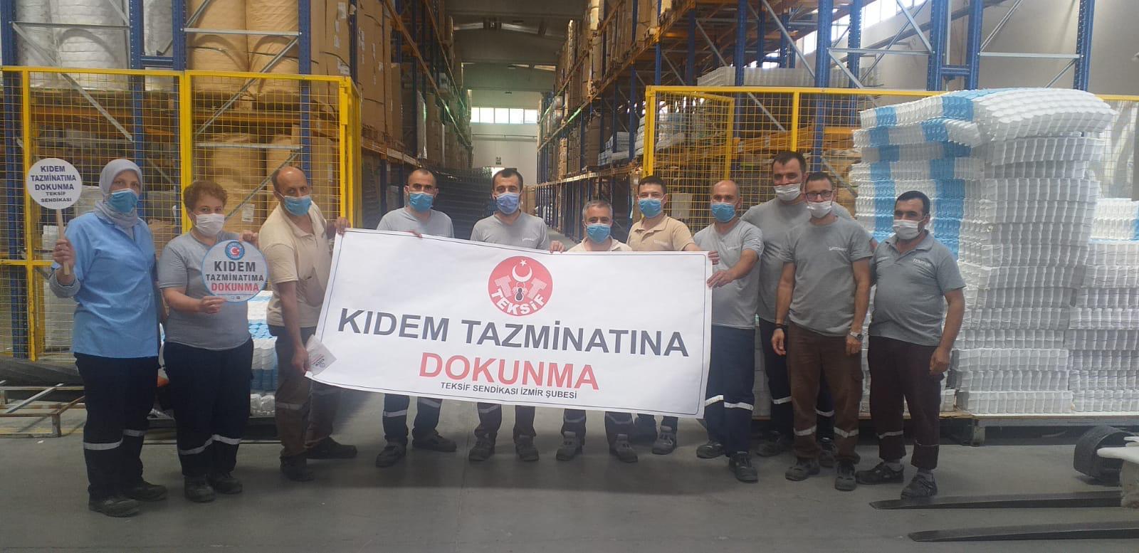 YATSAN ve ROK TEKSTİL EMEKÇİLERİ ''KIDEM TAZMİNATIMA DOKUNMA!'' DİYOR görseli