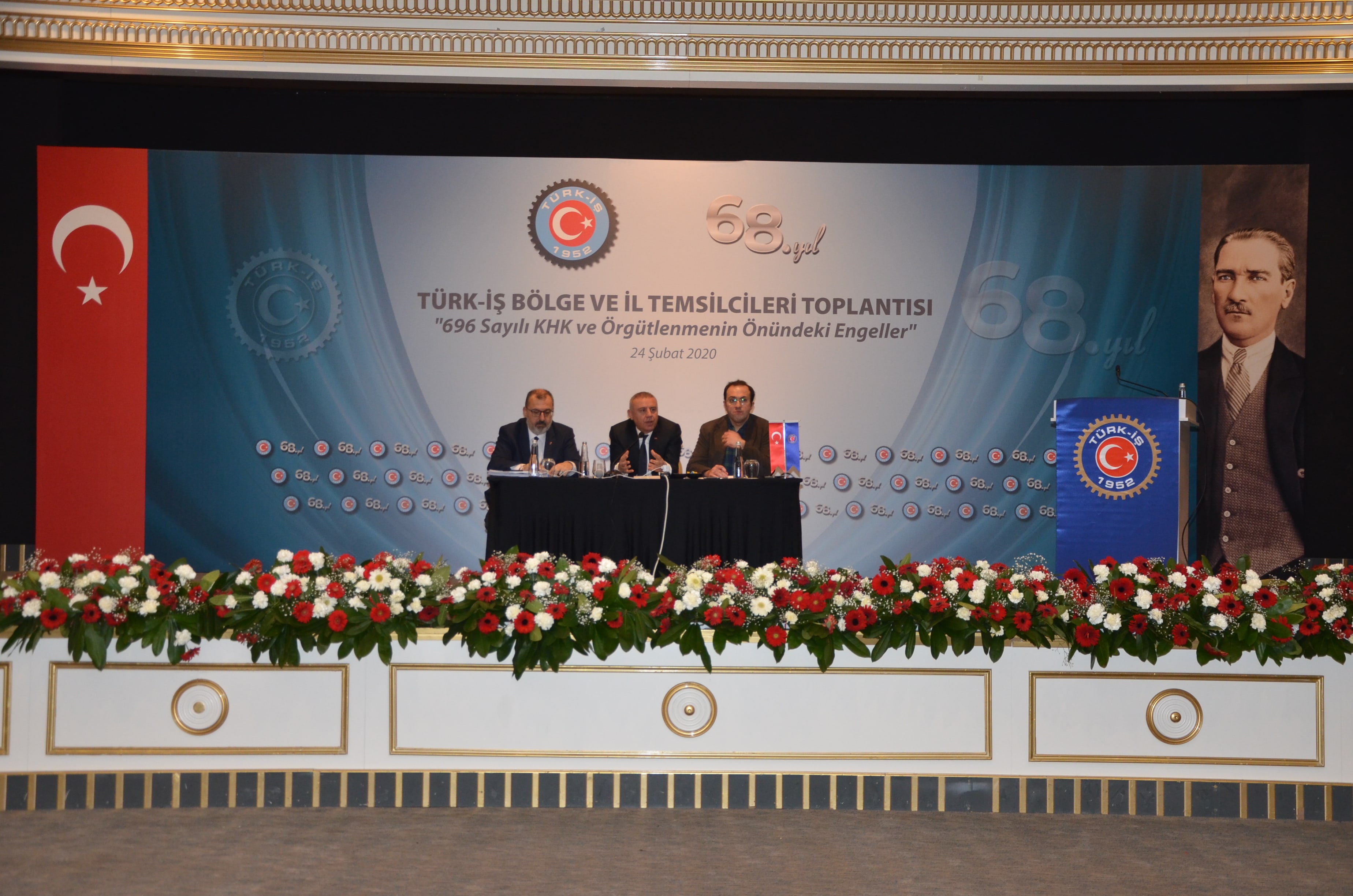 '696 Sayılı KHK ve Örgütlenmenin Önündeki Engeller’ konulu TÜRK-İŞ Bölge ve İl Temsilcileri Toplantısı görseli