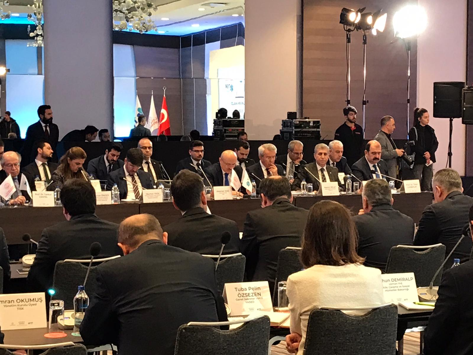 Çalışma Hayatı Buluşmaları/1  Hukuki Uygulamaların Analizi Toplantısı Gerçekleşti görseli