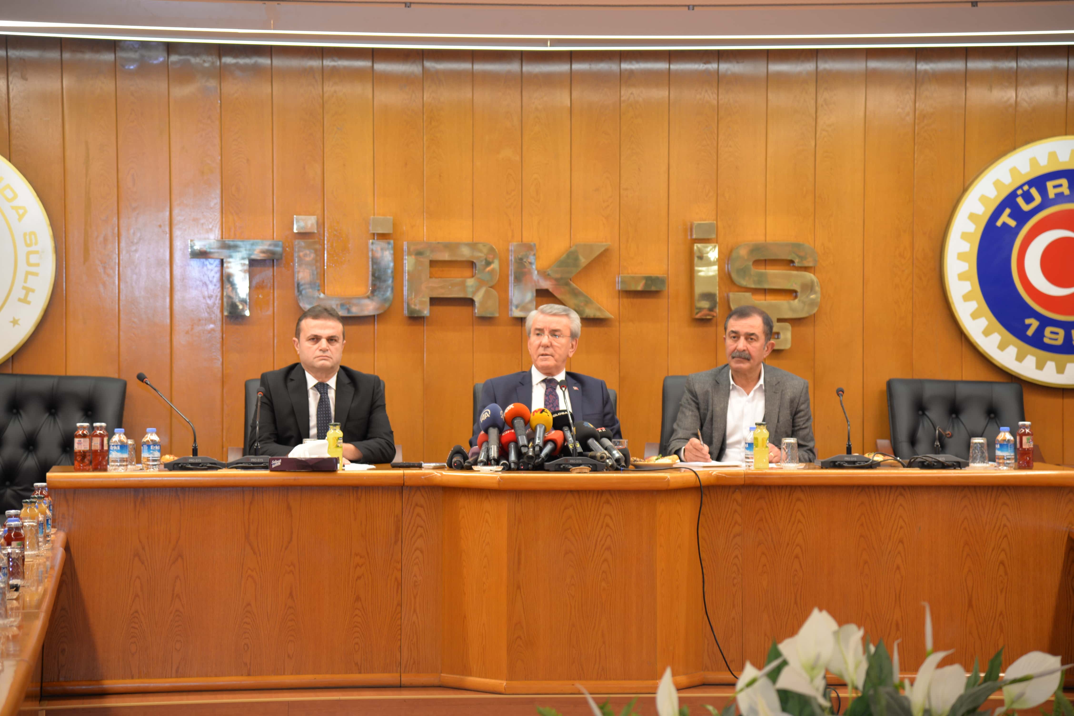 “ASGARİ ÜCRET İNSAN ONURUNA YARAŞIR BİR ÜCRET OLMALI” görseli