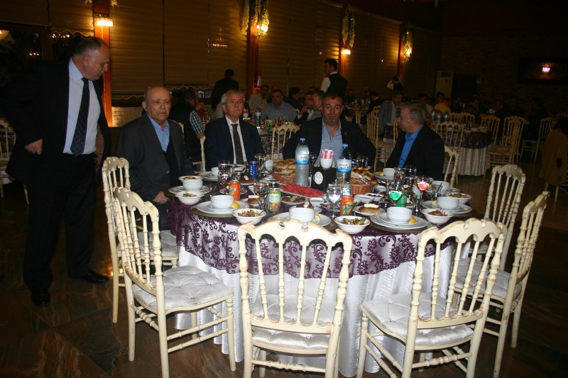 ORTA ANADOLU FABRİKASI GELENEKSEL RAMAZAN AYI İFTAR YEMEKLERİ görseli