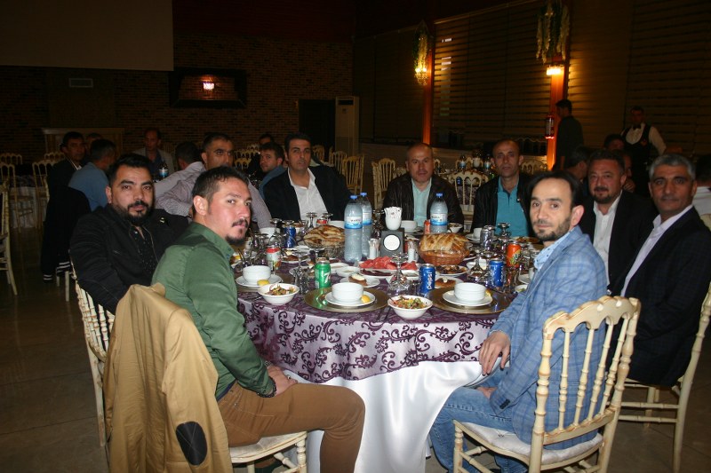 ORTA ANADOLU FABRİKASI GELENEKSEL RAMAZAN AYI İFTAR YEMEKLERİ görseli