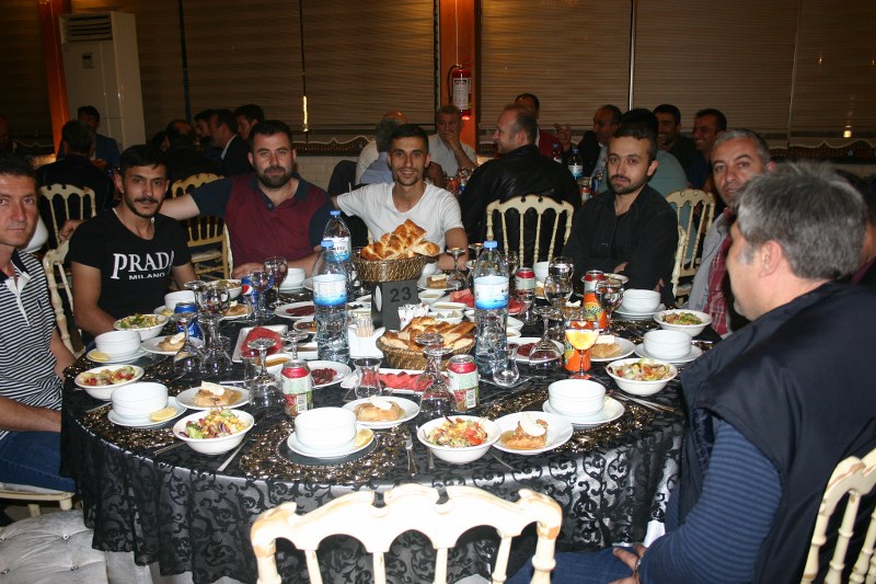 ORTA ANADOLU FABRİKASI GELENEKSEL RAMAZAN AYI İFTAR YEMEKLERİ görseli