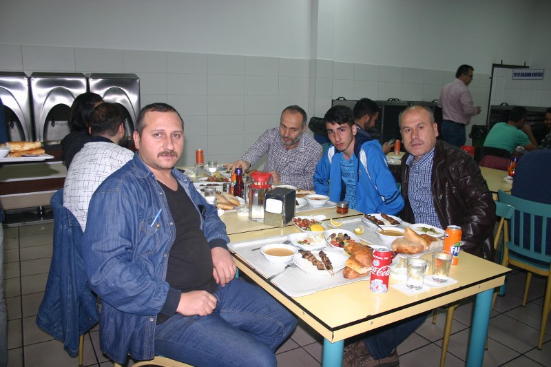 ORTA ANADOLU FABRİKASI GELENEKSEL RAMAZAN AYI İFTAR YEMEKLERİ görseli
