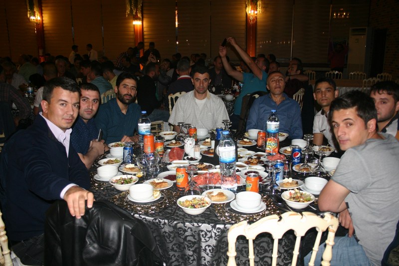 ORTA ANADOLU FABRİKASI GELENEKSEL RAMAZAN AYI İFTAR YEMEKLERİ görseli