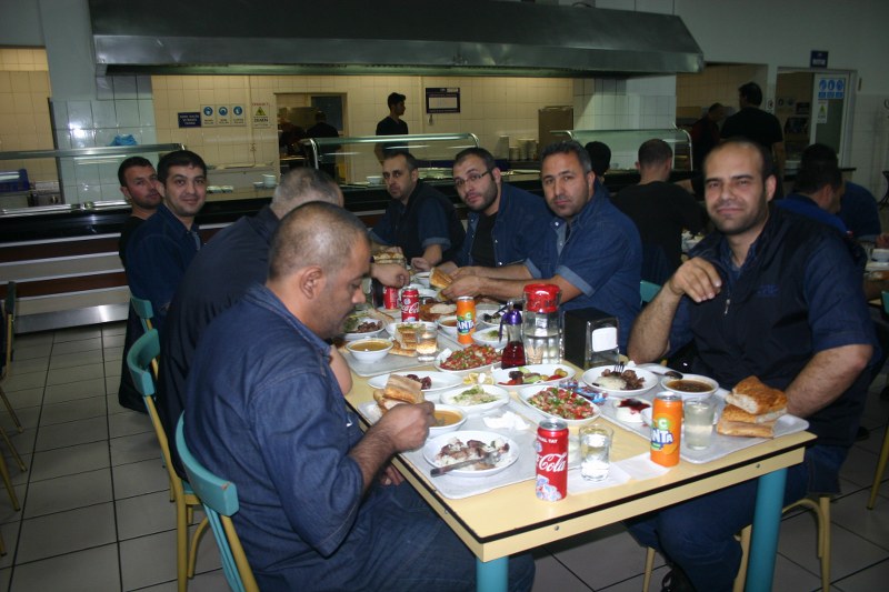 ORTA ANADOLU FABRİKASI GELENEKSEL RAMAZAN AYI İFTAR YEMEKLERİ görseli