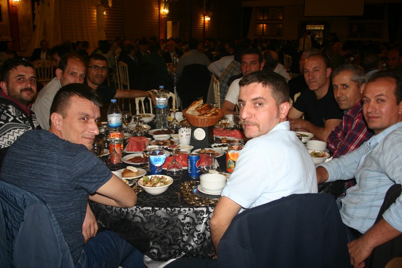 ORTA ANADOLU FABRİKASI GELENEKSEL RAMAZAN AYI İFTAR YEMEKLERİ görseli