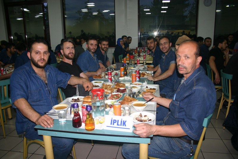 ORTA ANADOLU FABRİKASI GELENEKSEL RAMAZAN AYI İFTAR YEMEKLERİ görseli