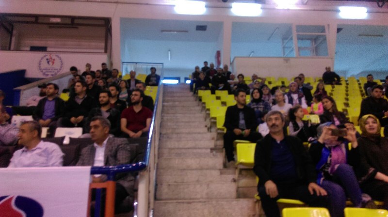 GELENEKSEL İSKOVOLEYBOL TURNUVASI DÜZENLENDİ görseli