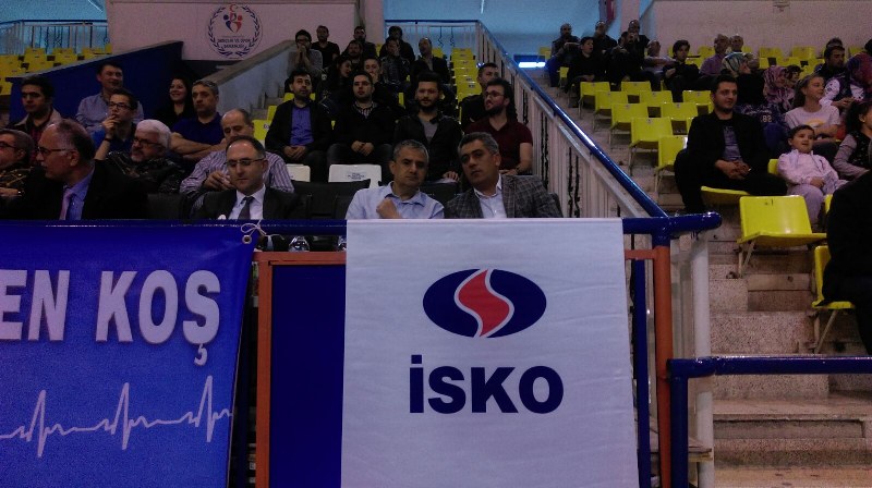 GELENEKSEL İSKOVOLEYBOL TURNUVASI DÜZENLENDİ görseli