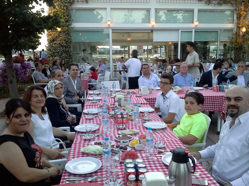 Öztek Tekstil'de Üyelerimiz ile İftar Yemeği görseli
