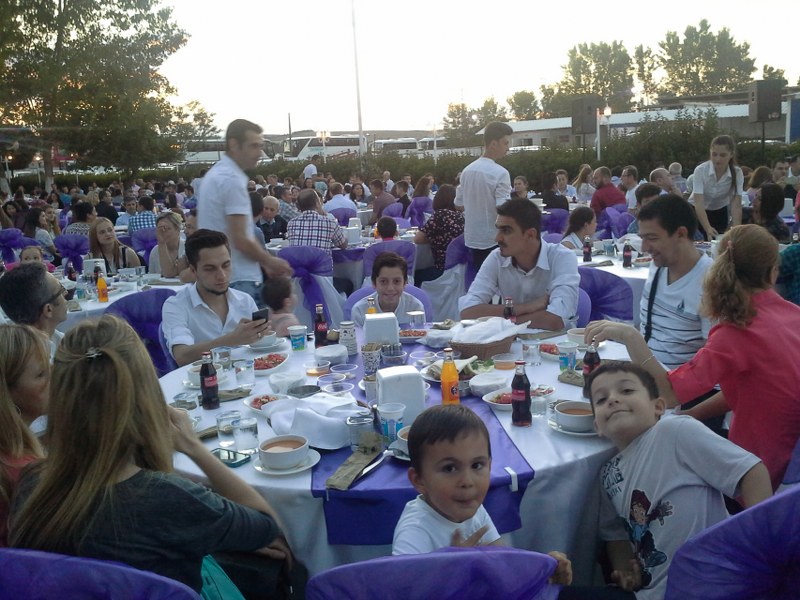 Öztek Tekstil'de Üyelerimiz ile İftar Yemeği görseli