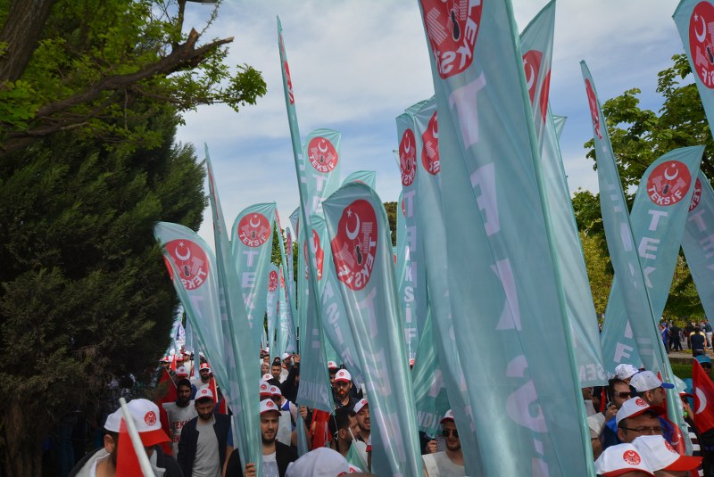 1 MAYIS COŞKUSU ALANLARA SIĞMADI görseli