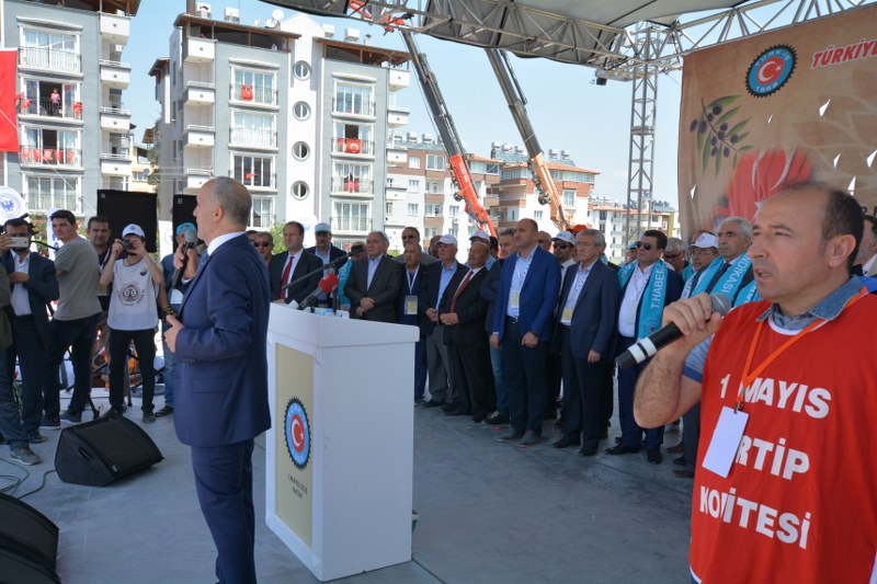 1 MAYIS’I HATAY’DA KUTLADIK görseli
